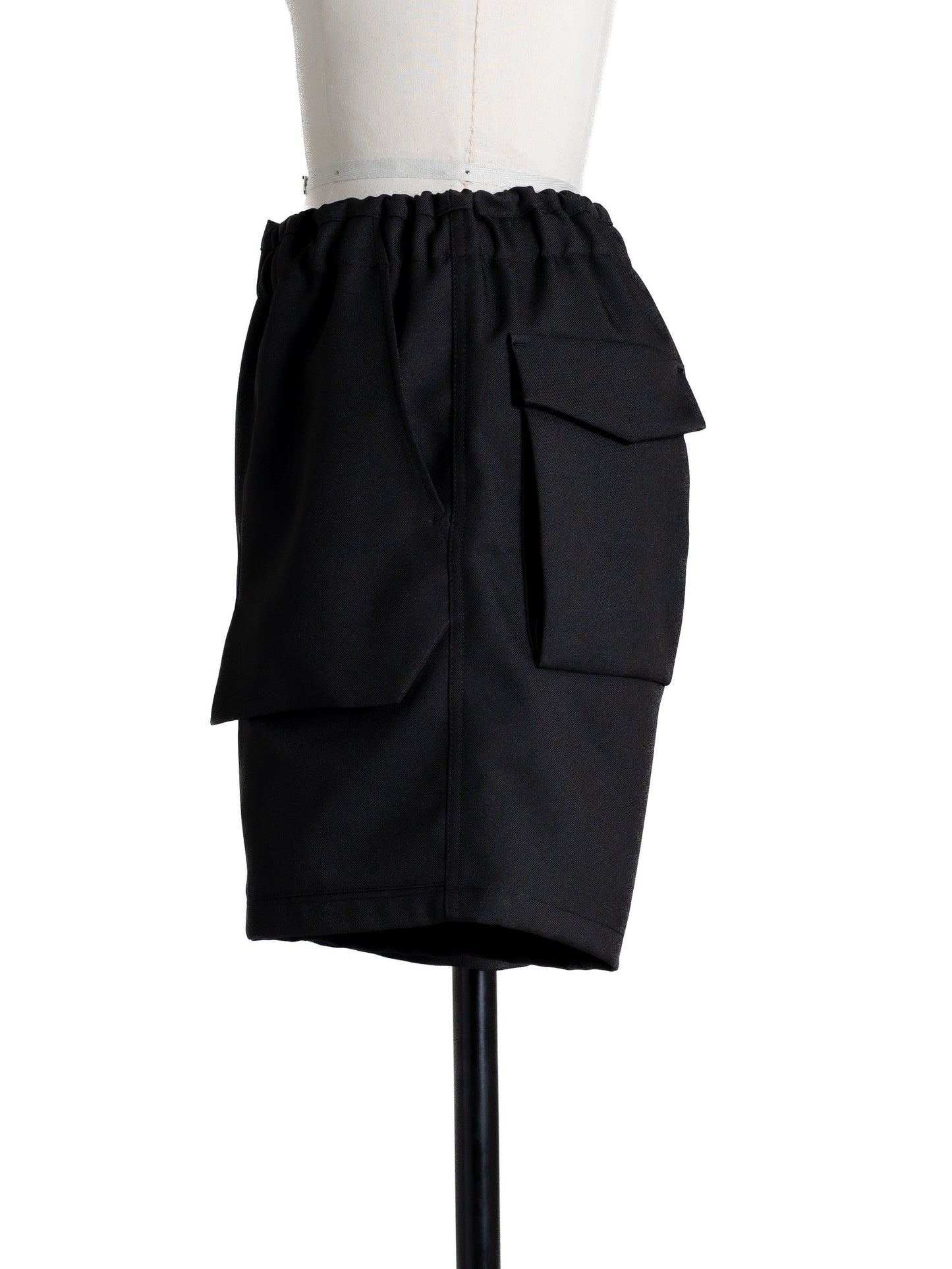 Short pants
