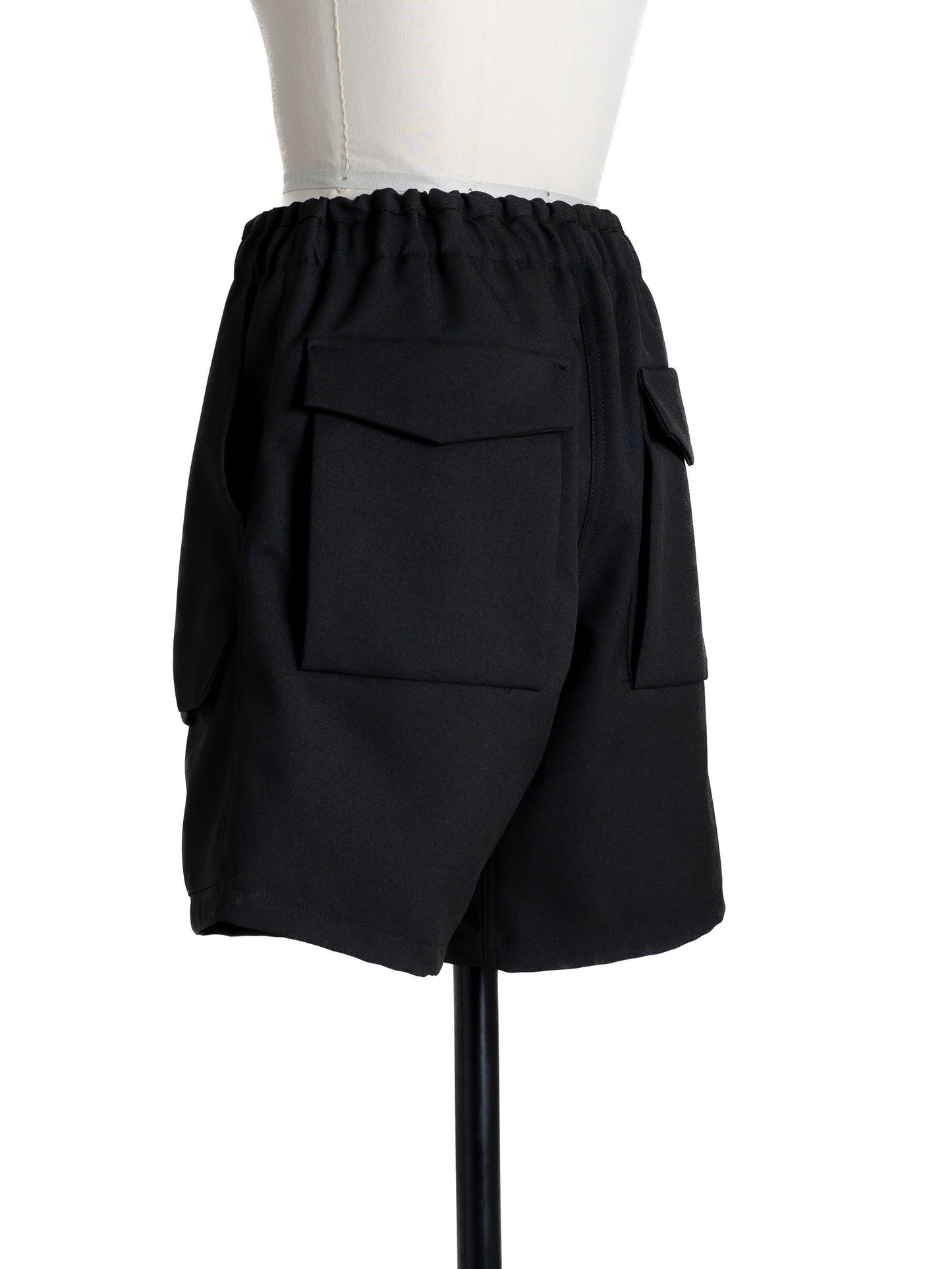 Short pants